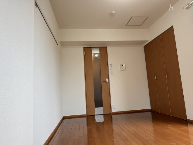 ＷＨＩＴＥ　ＣＵＢＥの居間・リビング