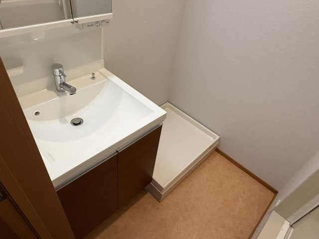 ＷＨＩＴＥ　ＣＵＢＥの洗面所