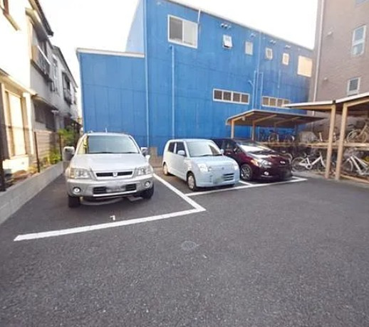 スポルク浮間の駐車場