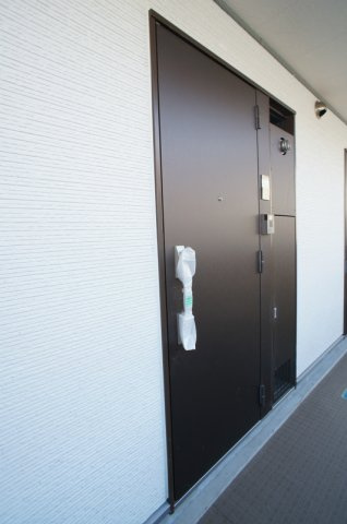 リブリ・URBAN TRUSTの玄関|落ち着いた玄関です