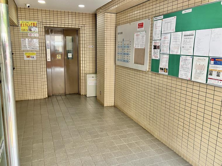 東急ドエル・ステージ２１センターコート壱番館のロビー
