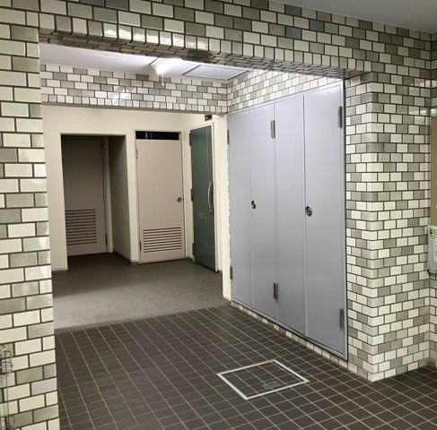 コープ成増のロビー