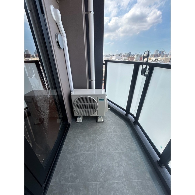 アドバンス北大阪フィーノのバルコニー