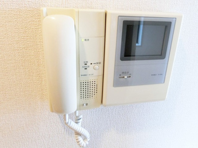 ☆別室参考写真★来訪者対応に安心のテレビモニターホン★