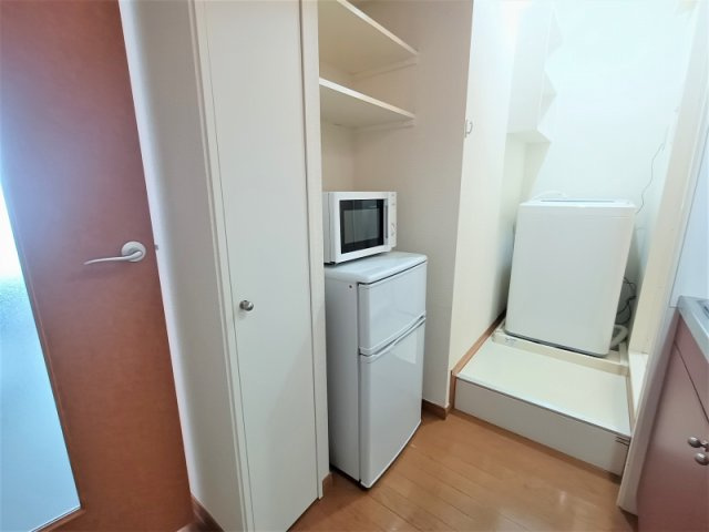 【その他】 | レオパレスソレーユＳ　Ｏ | 家電・家具付きのお部屋です。