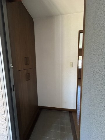 パーシモンコートの玄関