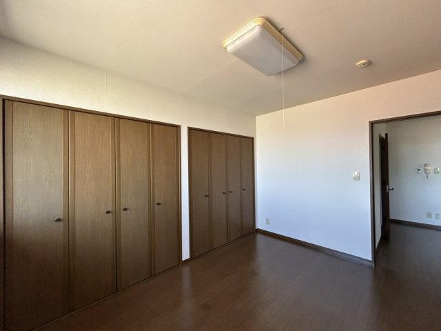 パーシモンコートの寝室