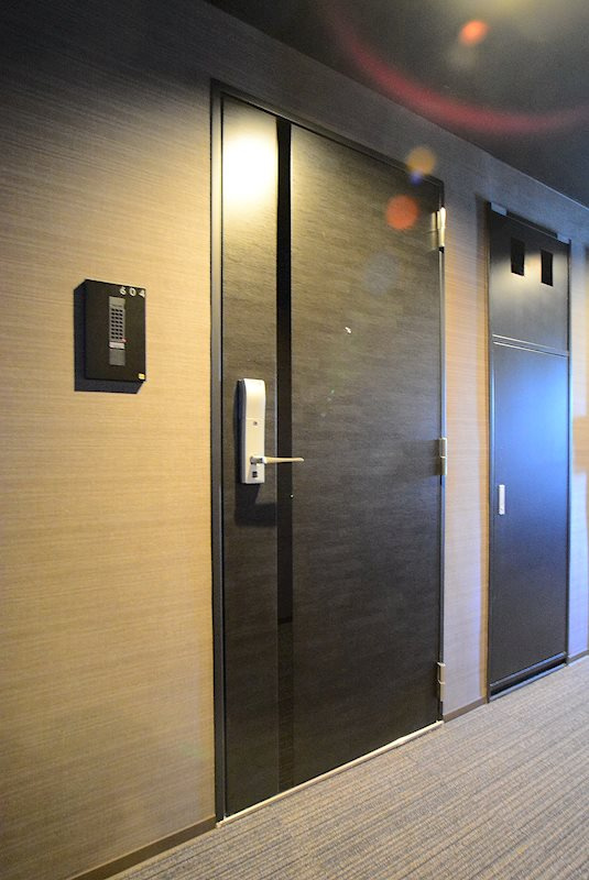 ステージファースト田端アジールコートの玄関