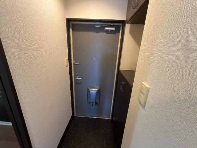 Ｐｒｅｎｄｒｅ　Ｃｈａｔｅａｕの玄関|玄関