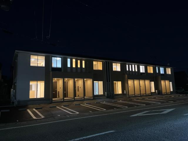 エルヴェの外観|外観写真（夜）