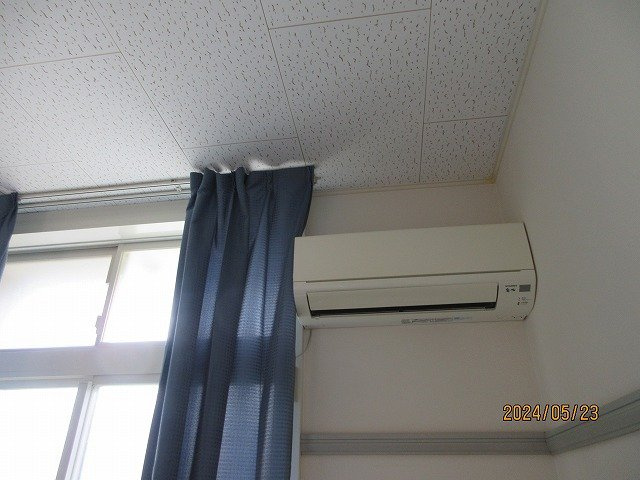 アゼリアの内装