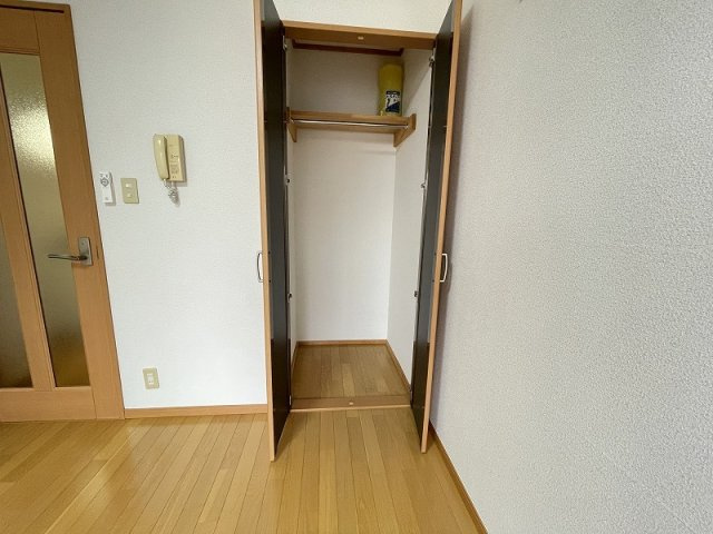クレアーレ瑞江Ⅵの収納