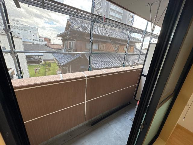 クレア・パルのその他|ベランダ