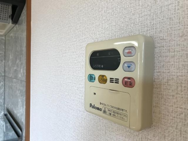スクエア緑の内装|南洋室