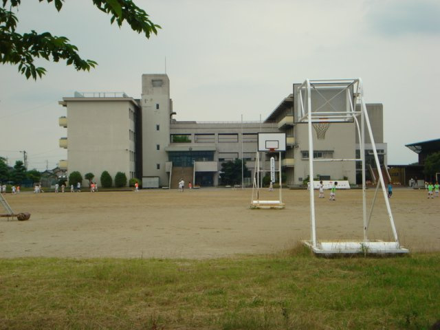 アルパインローズ　Ｃの周辺|一宮市立大徳小学校まで907ｍ