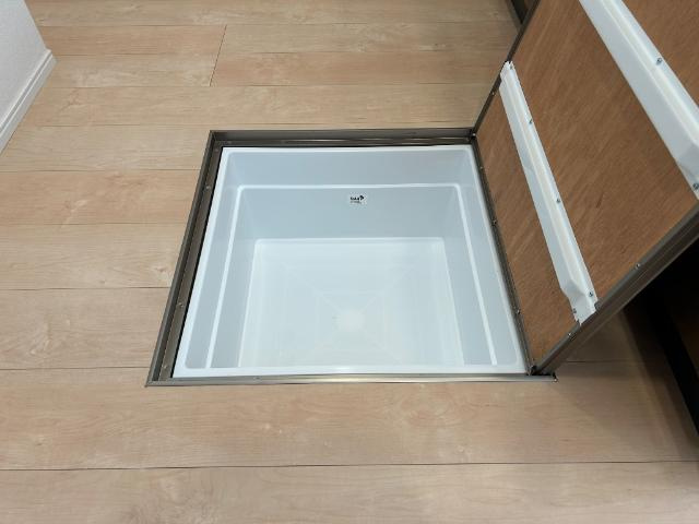 (仮称)箕面市小野原東　新築アパートの収納|床下収納（イメージ）