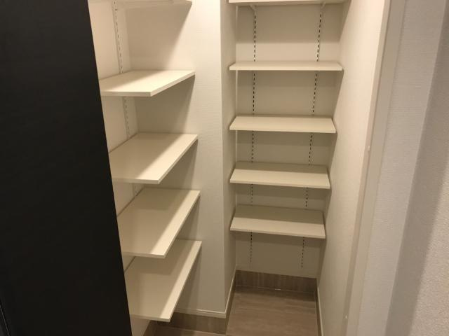 クレール矢賀駅前の収納|下駄箱
