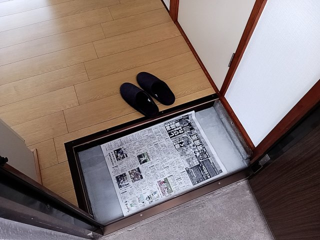 ハイツ松岡の玄関