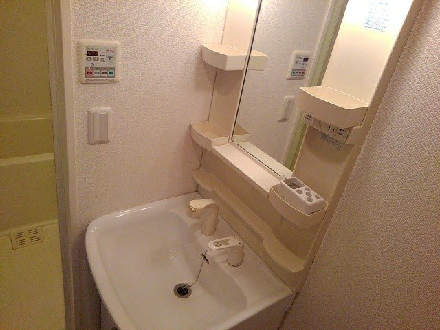 グリシーヌ‐Ｋの洗面所