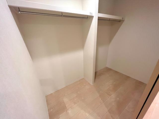ＮⅡルーチェの収納|ウォークインクローゼット
