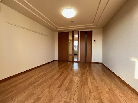 Ｌ・Ｇａｒｄｅｎの内装|洋室