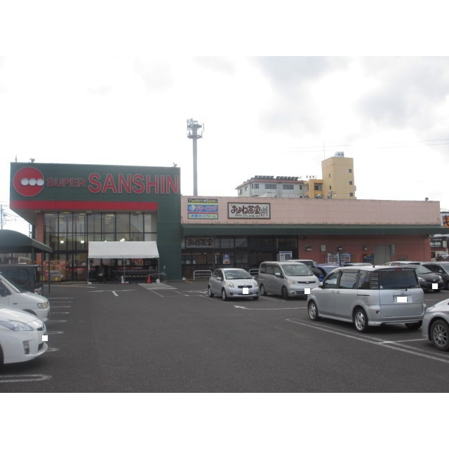 各務原市蘇原花園町３丁目のアパートの周辺