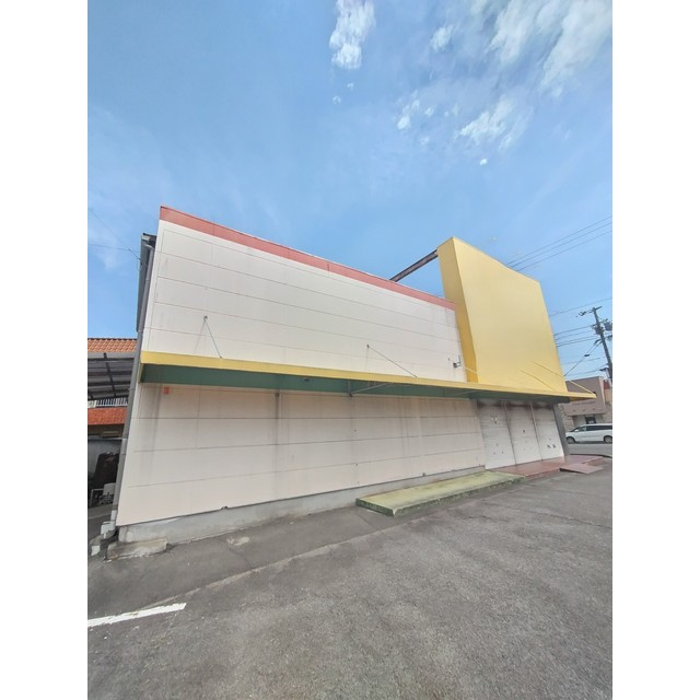 本巣郡北方町高屋太子３丁目の店舗事務所の外観