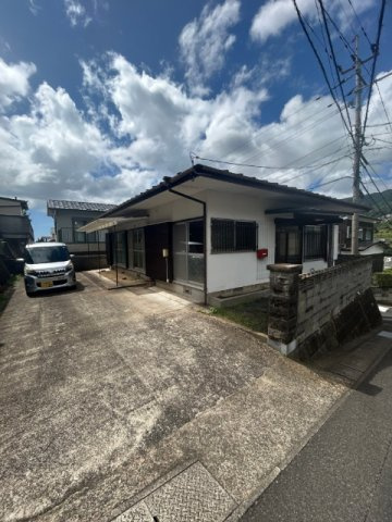 【駐車3台可】黒髪町平屋戸建の外観