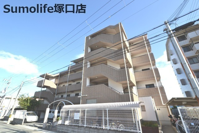 シャトル瑞穂の外観