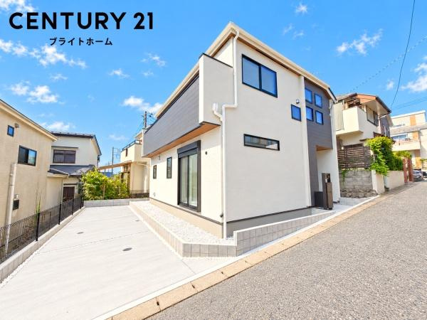 横浜市旭区三反田町の新築一戸建の外観|間もなく完成します！
室内も見学可能です。
お気軽にお問い合わせください。