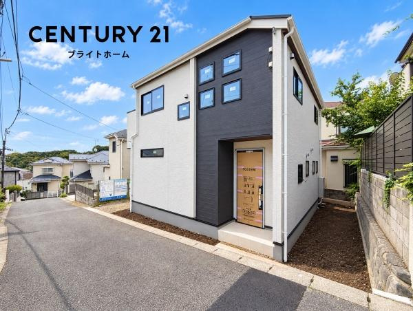 横浜市旭区三反田町の新築一戸建の完成予想図|外観のイメージパースです。
お洒落な外観で完成が楽しみです。