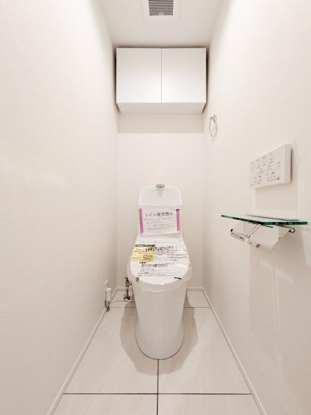 リベルテ南万騎が原のトイレ|清潔感のある内装のすっきりとしたデザインのトイレです。
水周りが綺麗だと安心ですね。
