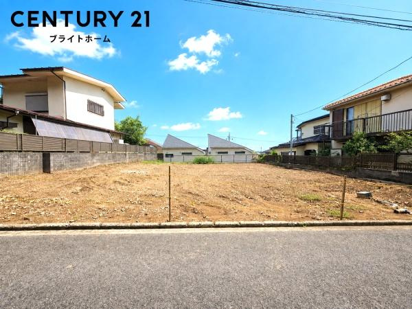 横浜市磯子区森が丘１丁目の新築一戸建の外観|同仕様物件もご案内をさせて頂きます。
お車でご自宅まで送迎承ります。