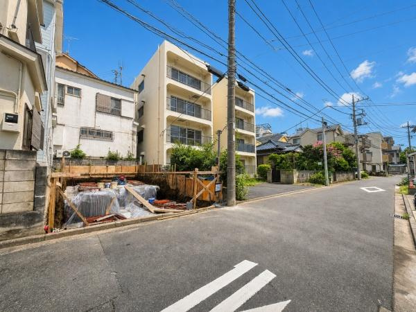 横浜市鶴見区東寺尾６丁目の新築一戸建の前面道路含む現地写真|閑静な住宅街につき住環境良好です♪
お気軽にお問い合わせください。