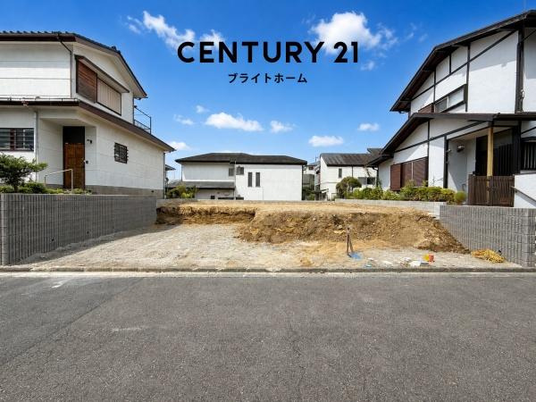 横浜市旭区上白根２丁目の新築一戸建の外観|同仕様物件もご案内をさせて頂きます。
お車でご自宅まで送迎承ります。