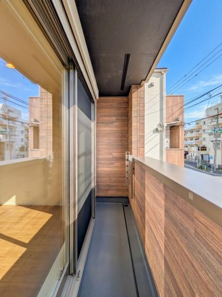 横浜市鶴見区栄町通１丁目の中古一戸建のバルコニー|陽当り良好のバルコニー！
風通しもよく気持ちいいです
