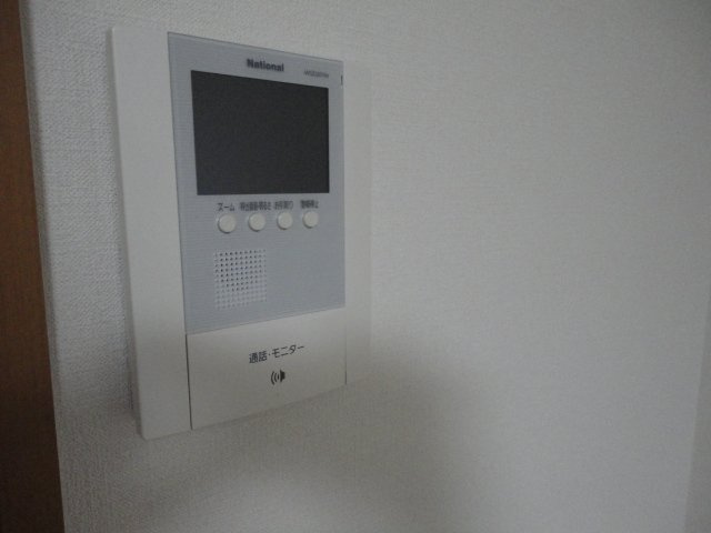 メゾン・ルミナスⅢの内装|カメラ付インターホン