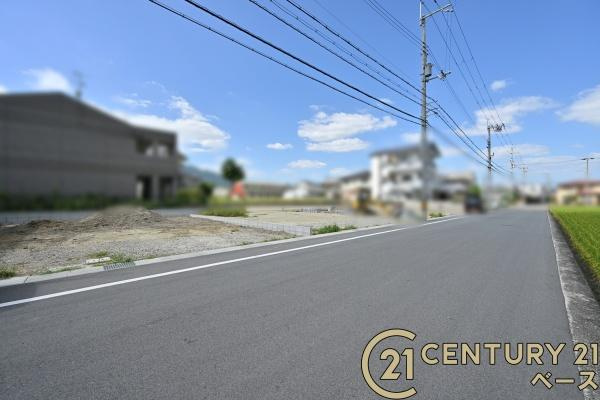 リーブルガーデン葛木 １号棟 ／新築一戸建の前面道路含む現地写真|■現地撮影写真■前面道路も広々としていて安心！