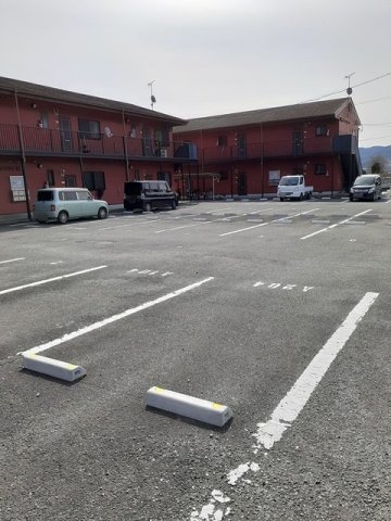ドリームシティＢの駐車場