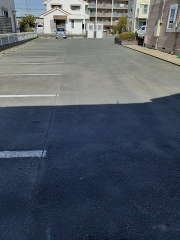 アリエースＡの駐車場