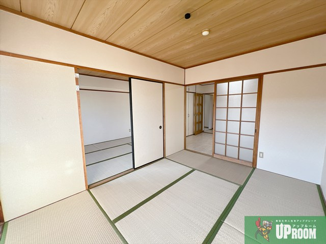 川口ビルの和室