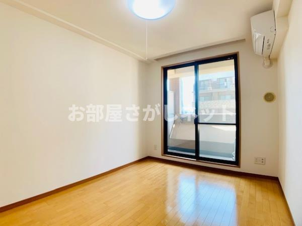 メインステージ赤坂ＩＩ【おとり物件なし】#学生・社会人にオススメ！初期費用分割払いOK！の居間・リビング