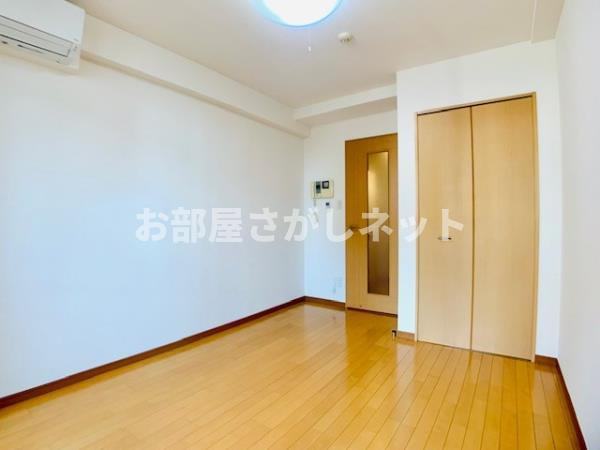 メインステージ赤坂ＩＩ【おとり物件なし】#学生・社会人にオススメ！初期費用分割払いOK！の居間・リビング