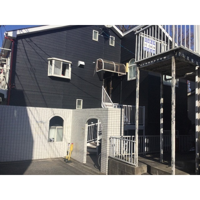 三ツ沢ホームズの外観