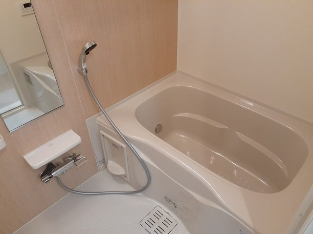 ベルメゾンⅡの浴室