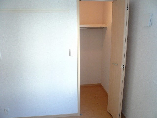 ミルト　クラールのその他