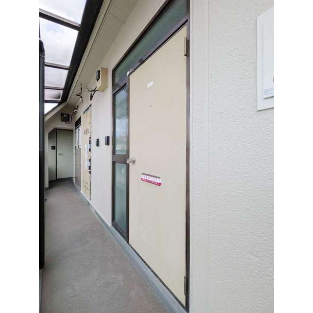 サンハイム菅馬場の玄関