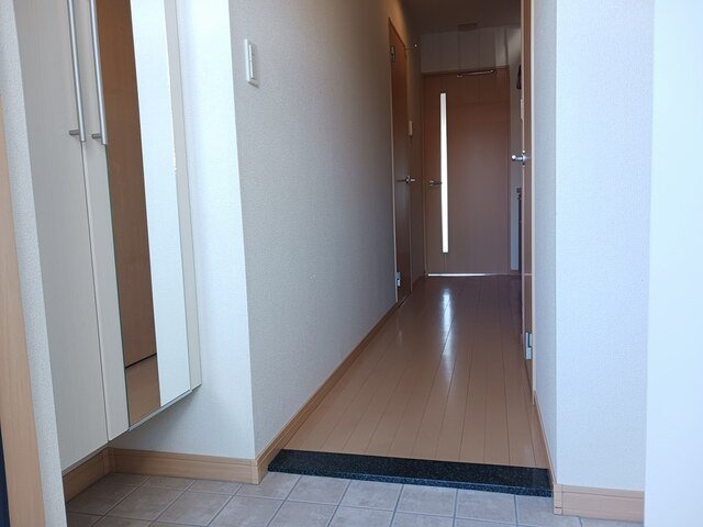 ボニート春日部の玄関