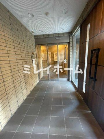 コスモリード大森町のロビー