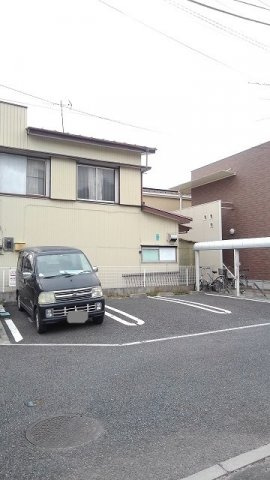 アルカディアⅢの駐車場